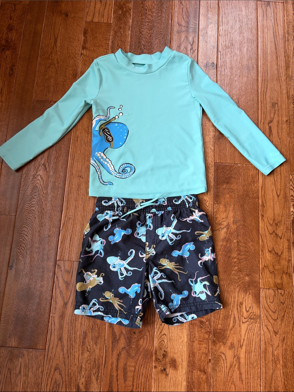 Carter’s Boys 5T Octopus Rash Guard Swim Set